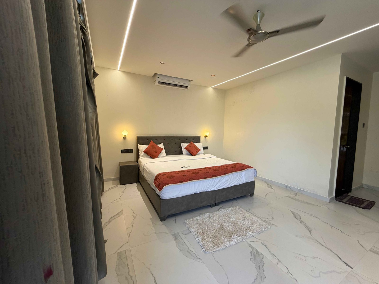 Modern villa exterior with clean lines and glass facades